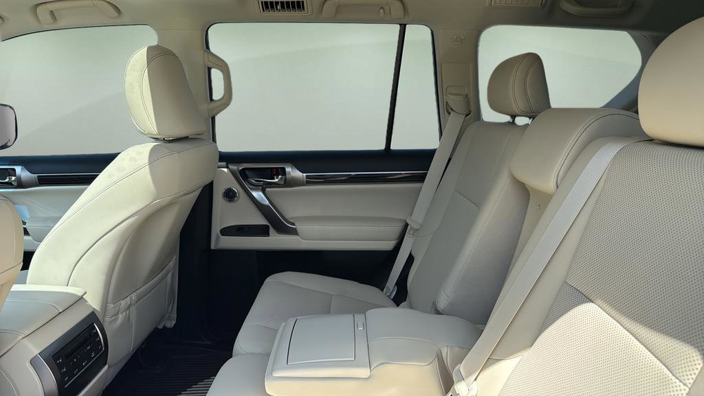 Used 2023 Lexus GX 460 Premium w/ Premium Plus Package AWD/4WD image 16