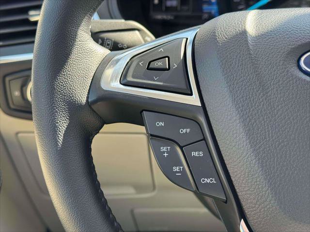 Used 2022 Ford Edge Titanium image 22