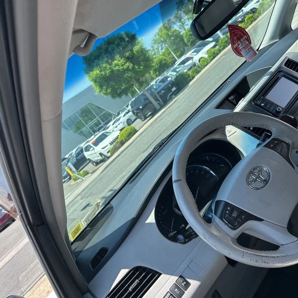 Used 2013 Toyota Sienna XLE w/ Entertainment Pkg AWD/4WD image 27