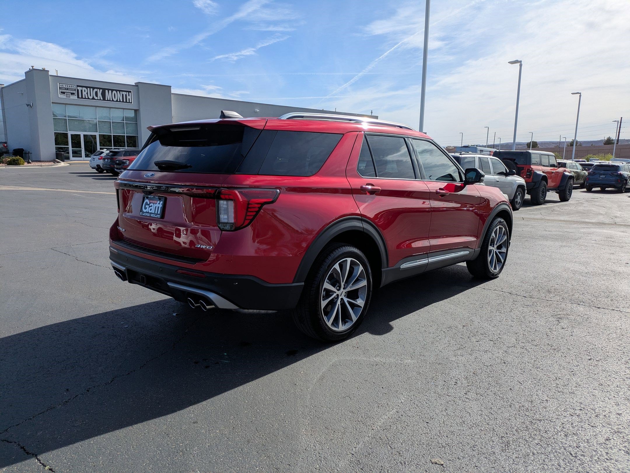 Certified 2025 Ford Explorer Platinum w/ Ultimate Package AWD/4WD image 4