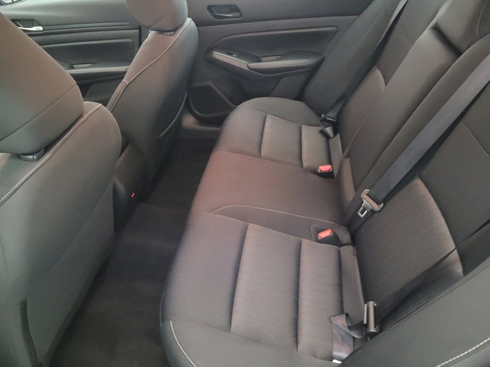 Used 2024 Nissan Altima 2.5 SV image 18