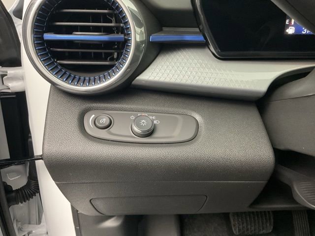 New 2026 Chevrolet Trax LT image 13