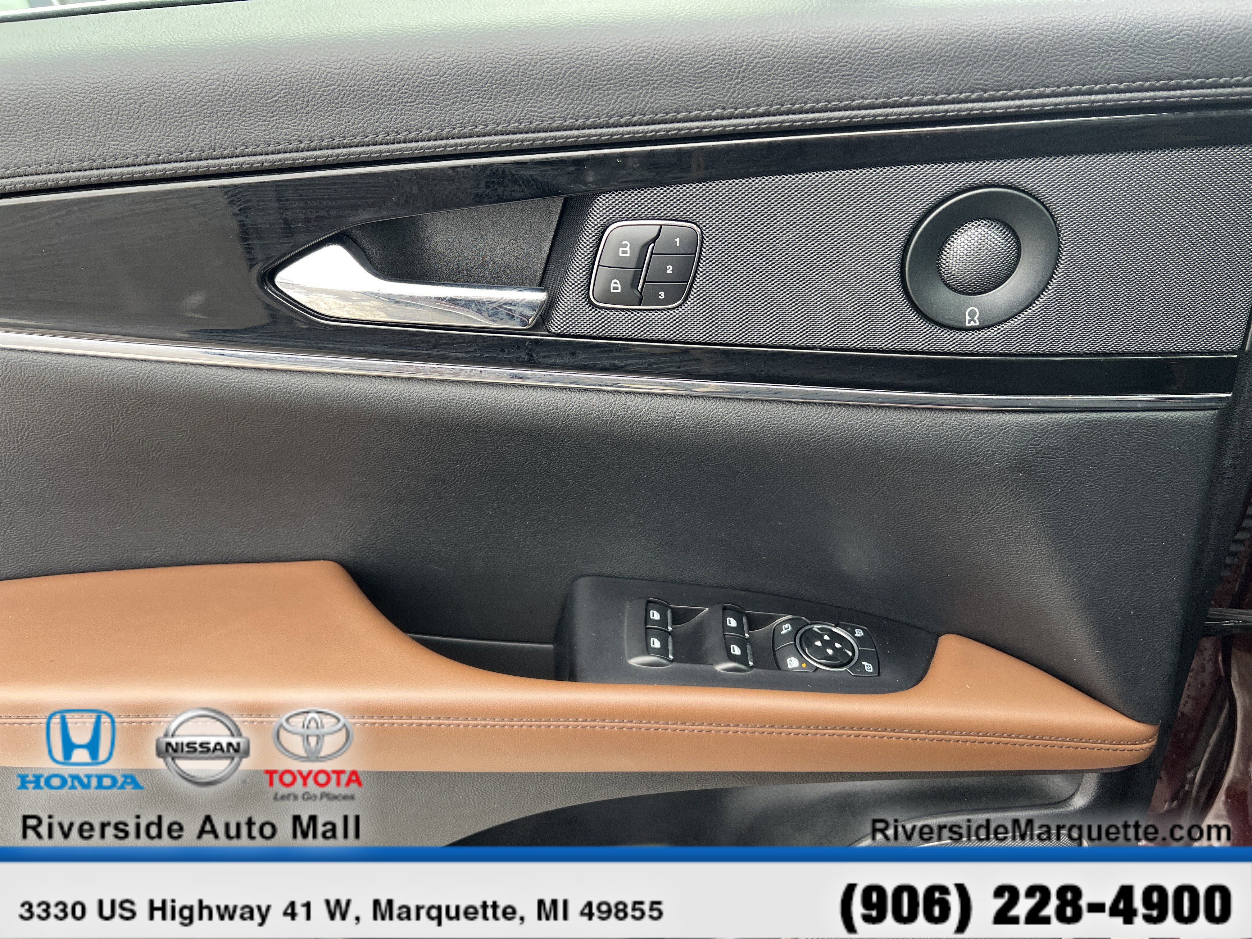 Used 2023 Lincoln Nautilus Reserve w/ Luxury Package image 25