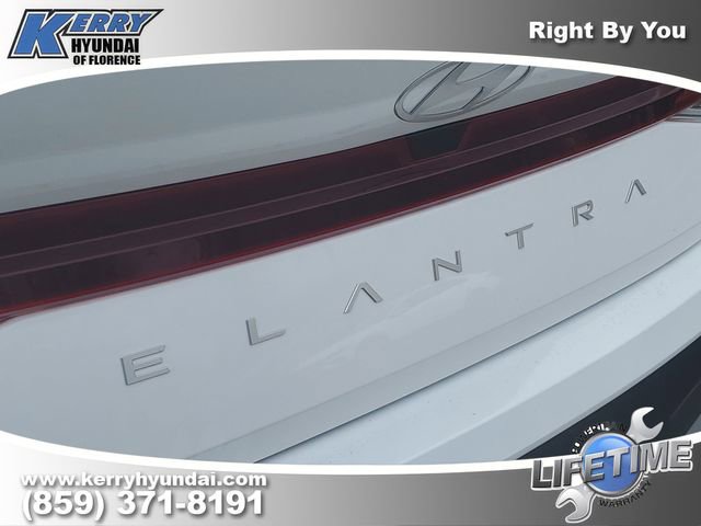 New 2026 Hyundai Elantra SE image 7