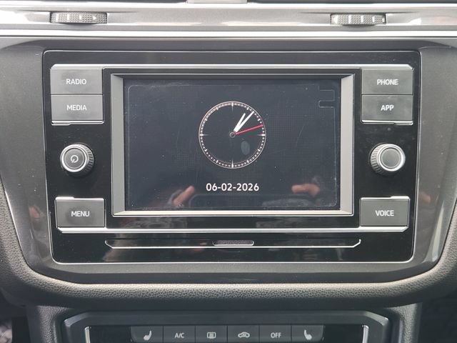 Used 2023 Volkswagen Tiguan S FWD image 13