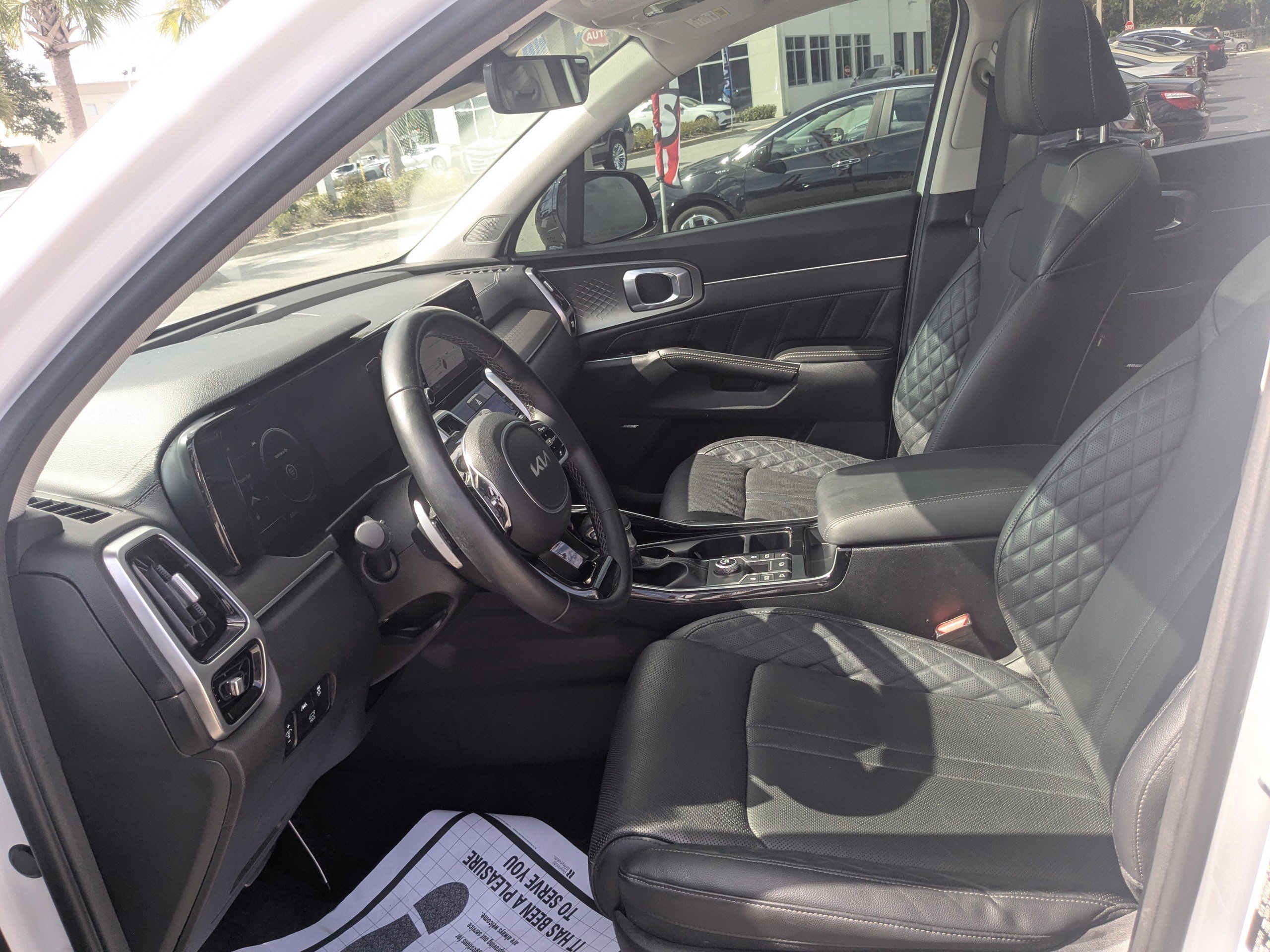 Used 2022 Kia Sorento SX image 11