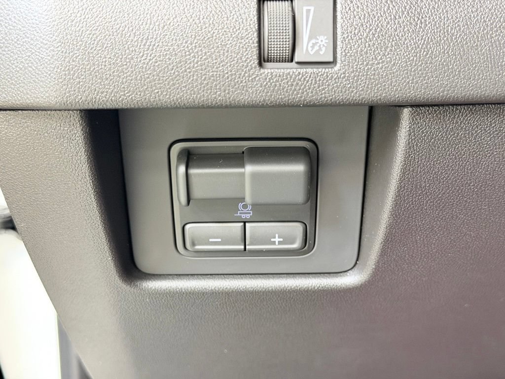 New 2026 GMC Canyon Elevation RWD image 34