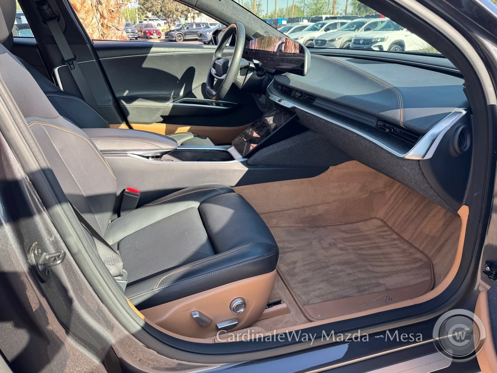 Used 2024 Lucid Air Touring AWD/4WD image 28