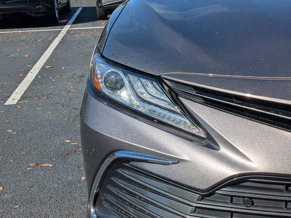 Used 2023 Toyota Camry XLE w/ Navigation Package image 10