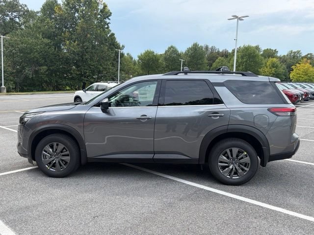 New 2026 Nissan Pathfinder SV w/ Cargo Package AWD/4WD image 2