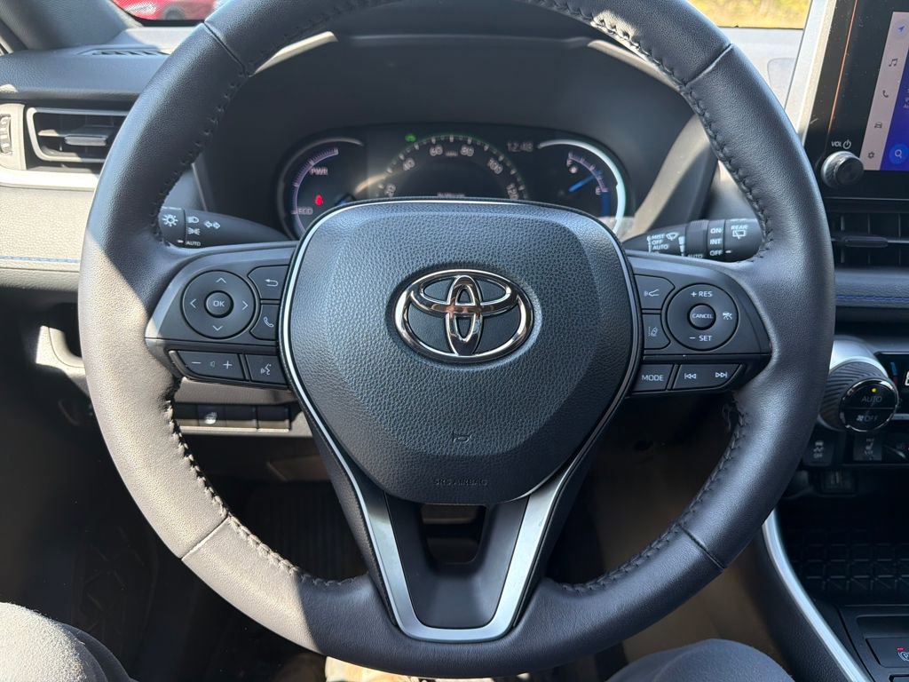 Used 2024 Toyota RAV4 SE w/ Weather Package AWD/4WD image 19