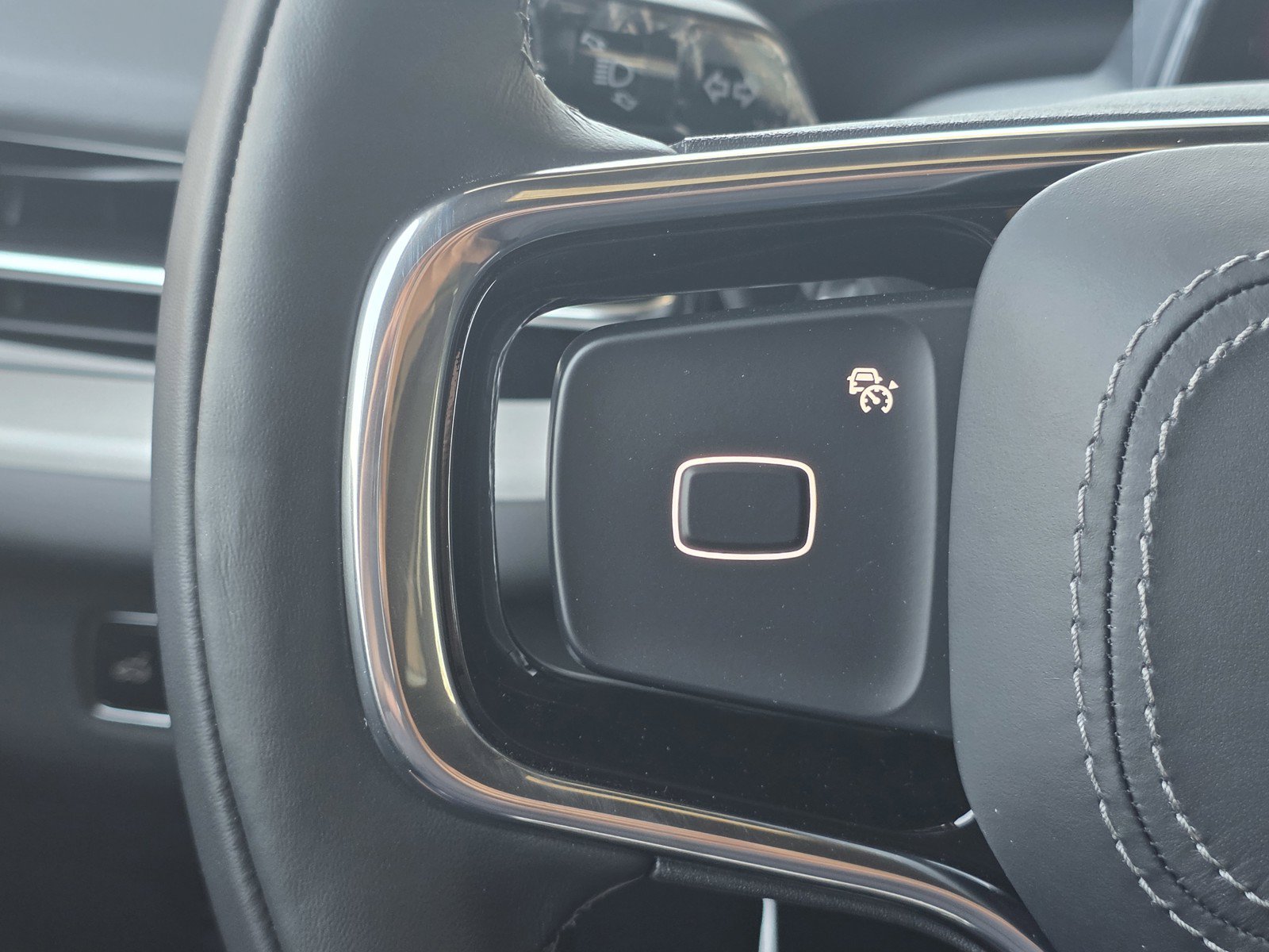 New 2027 Lincoln Navigator Reserve w/ Jet Appearance Package AWD/4WD image 26