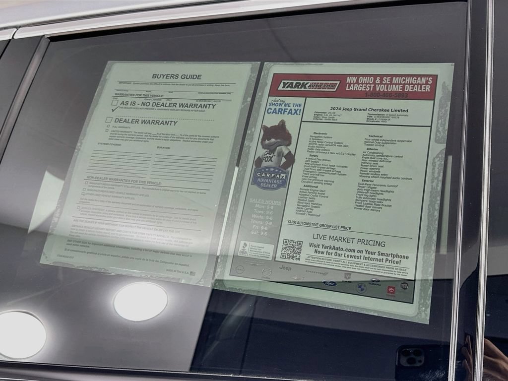 Certified 2024 Jeep Grand Cherokee Limited AWD/4WD image 16