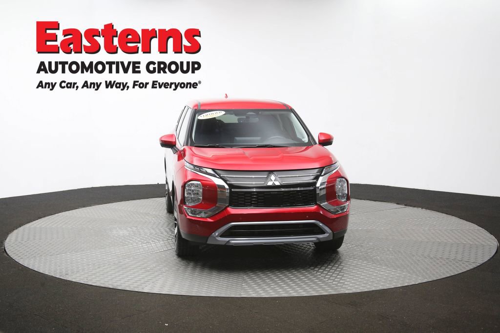 Used 2025 Mitsubishi Outlander SE FWD image 51