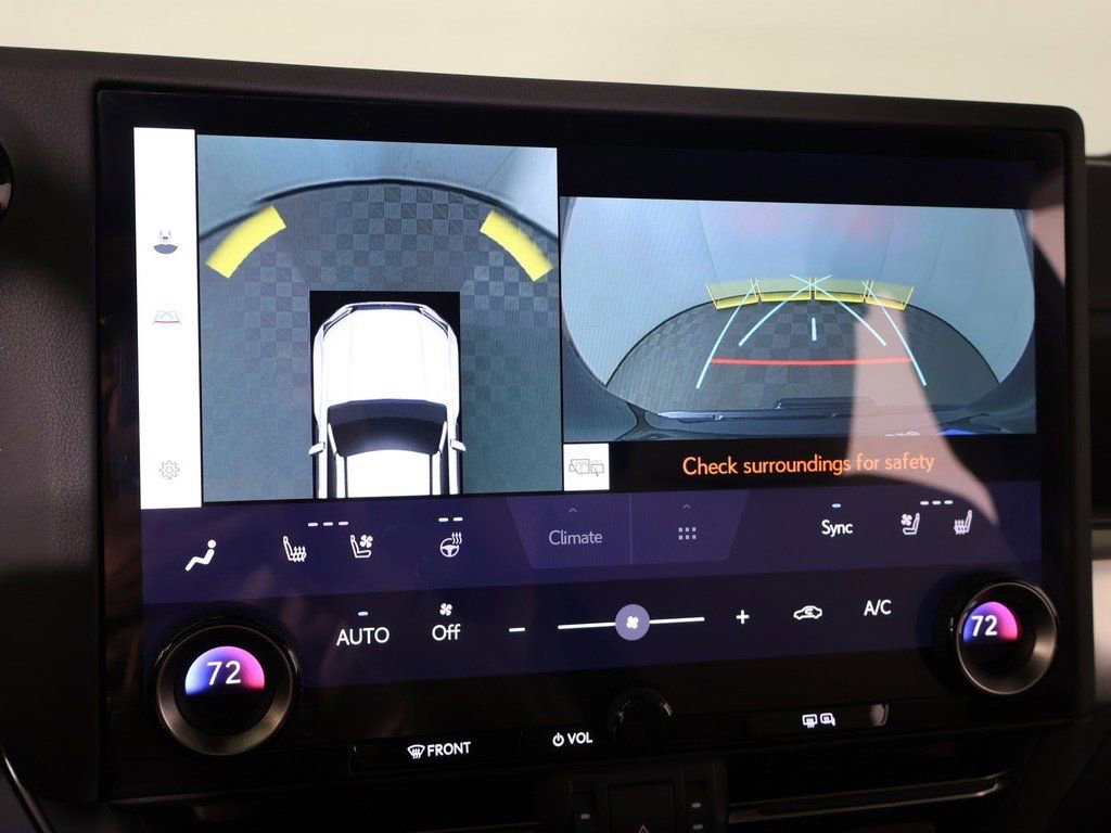 Used 2024 Lexus GX 550 image 54