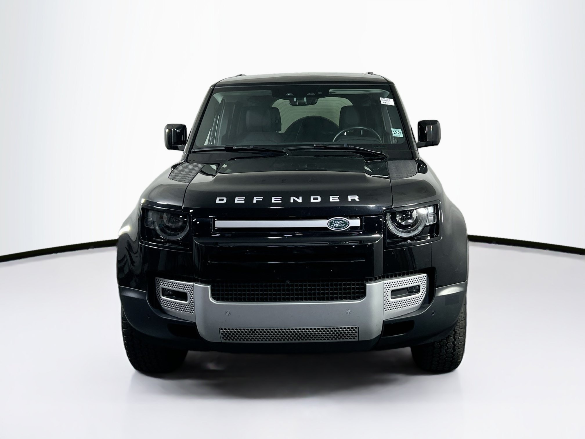 Used 2024 Land Rover Defender 110 S AWD/4WD image 2