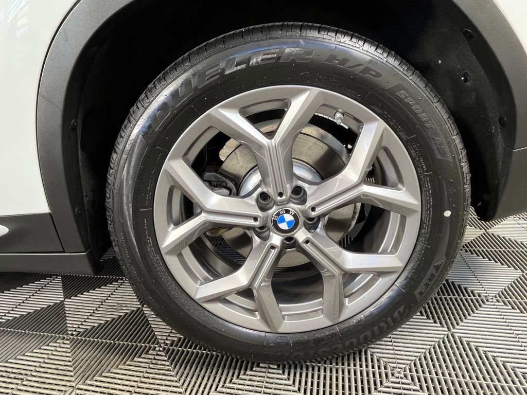 Certified 2024 BMW X3 xDrive30i w/ Convenience Package AWD/4WD image 16