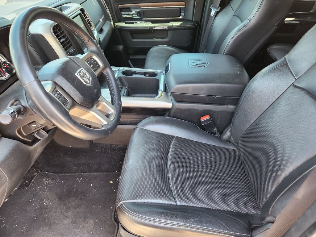 Used 2017 RAM 1500 Laramie w/ Convenience Group AWD/4WD image 11