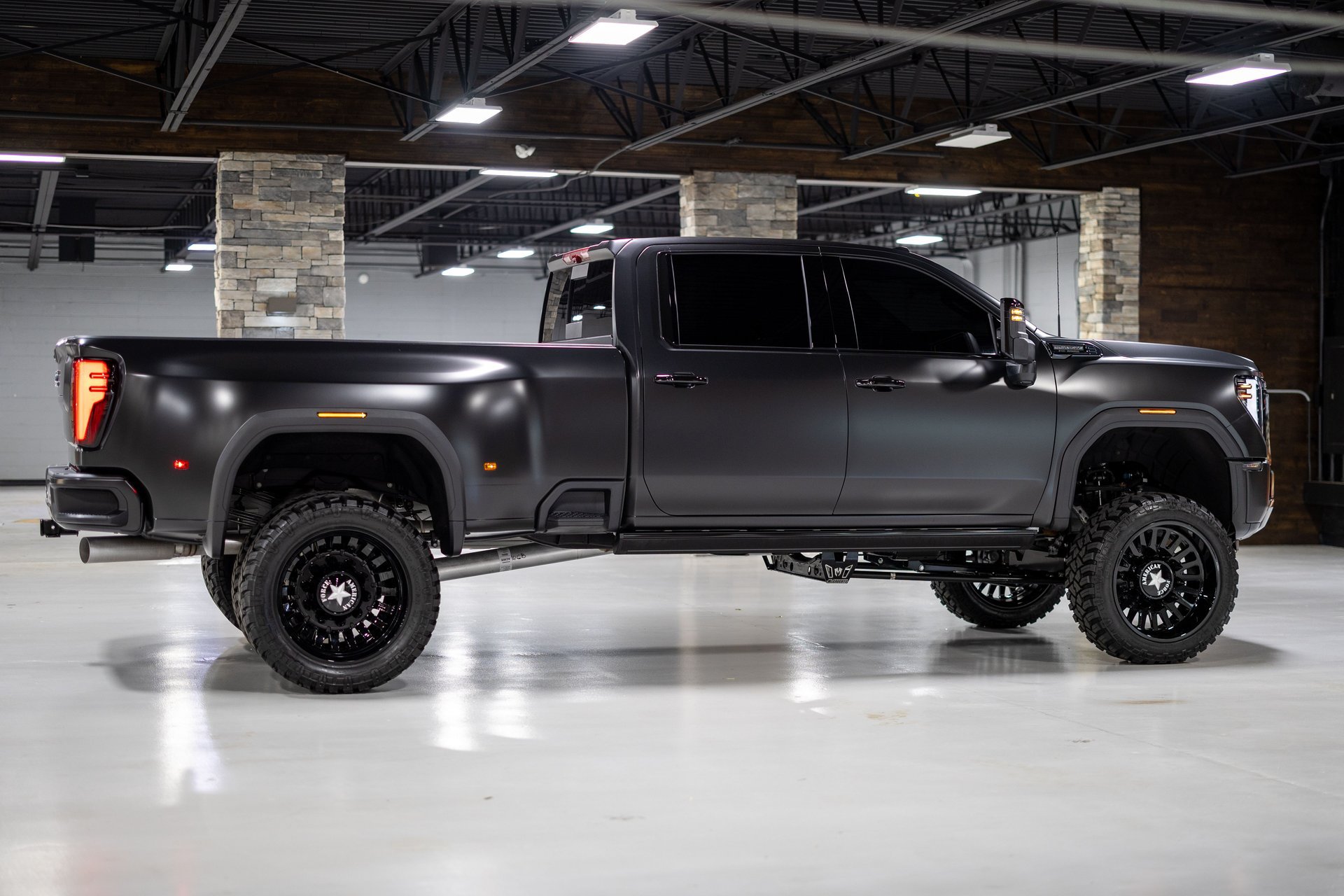 Used 2026 GMC Sierra 3500 Denali Ultimate AWD/4WD image 24