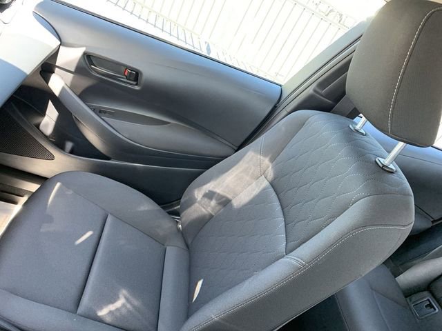 Used 2025 Toyota Corolla LE FWD image 29