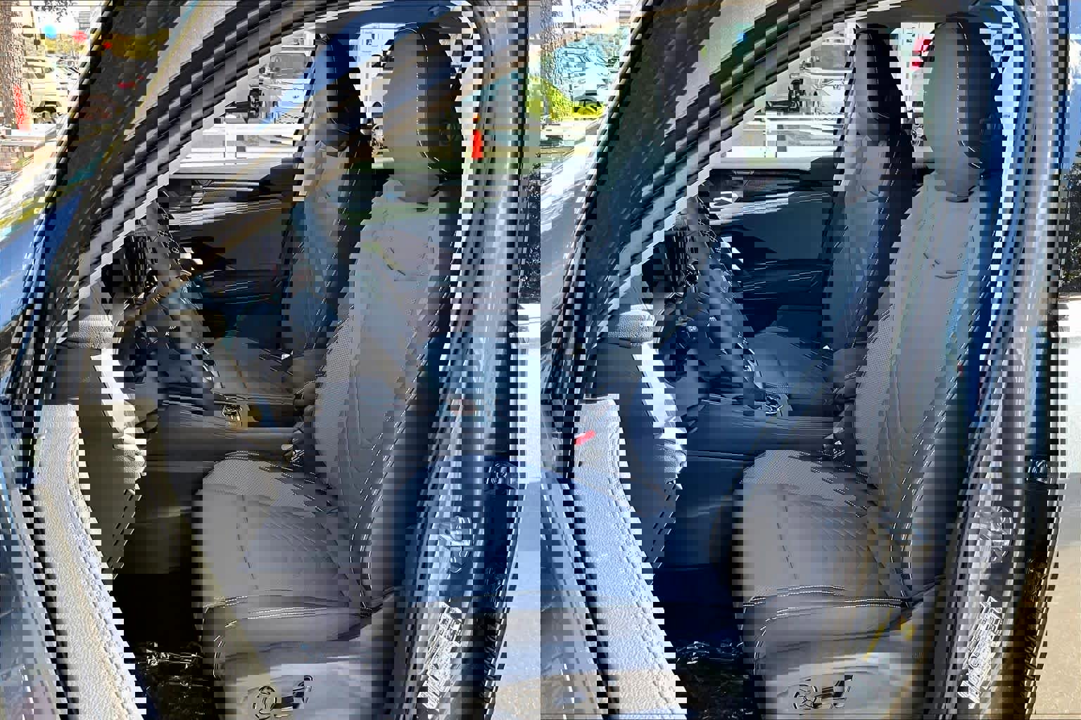 New 2026 Volkswagen Tiguan SE image 9