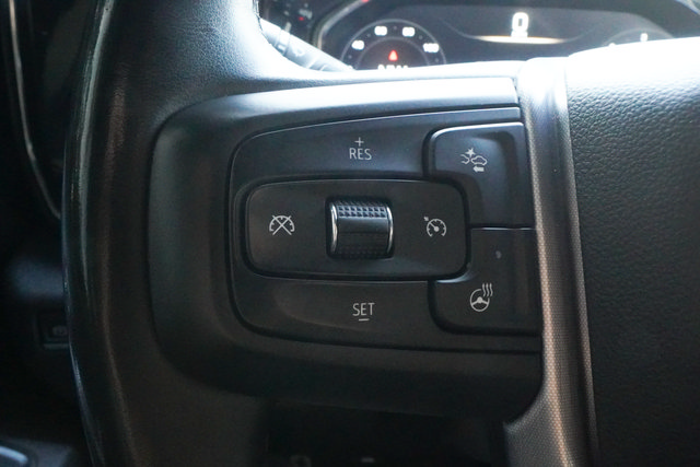 Used 2025 GMC Sierra 2500 SLT w/ SLT Premium Package AWD/4WD image 17
