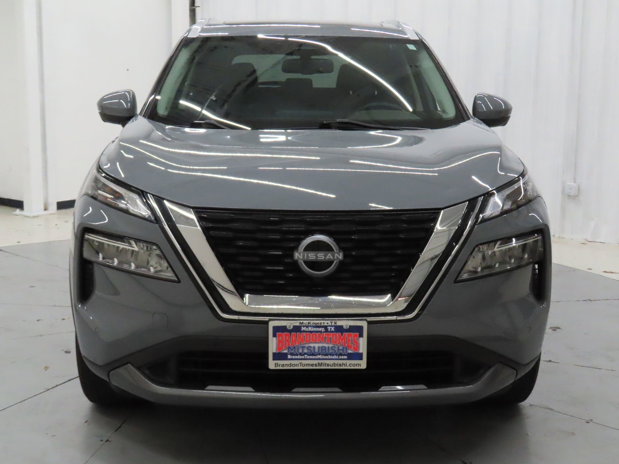 Used 2023 Nissan Rogue SL w/ SL Premium Package image 8