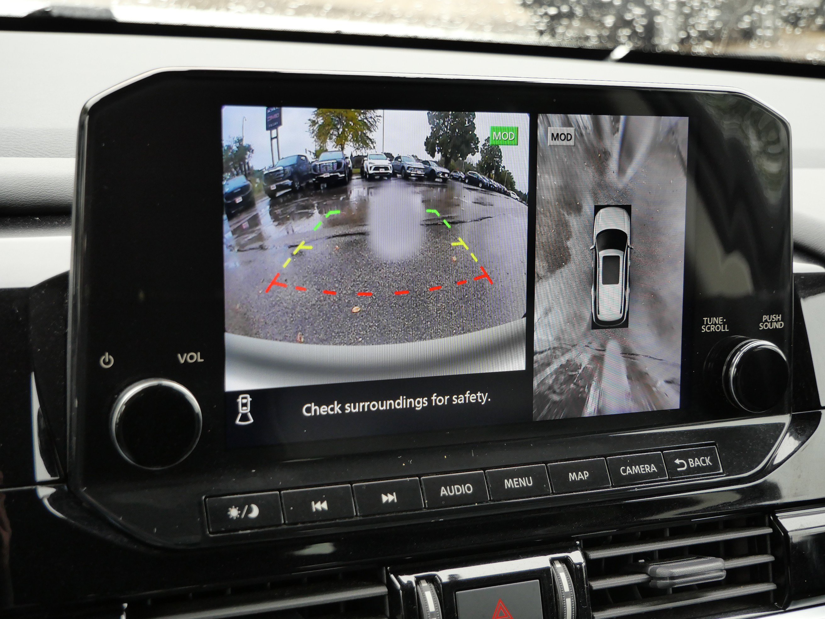 Used 2023 Nissan Pathfinder SL image 30