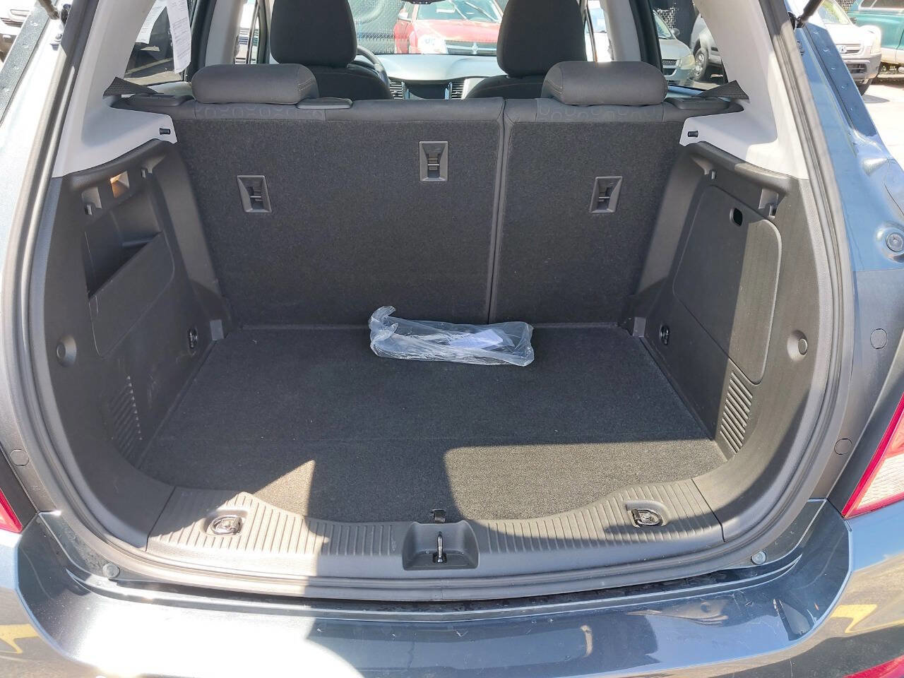 Used 2022 Chevrolet Trax LS w/ Tint and Cruise Package image 6