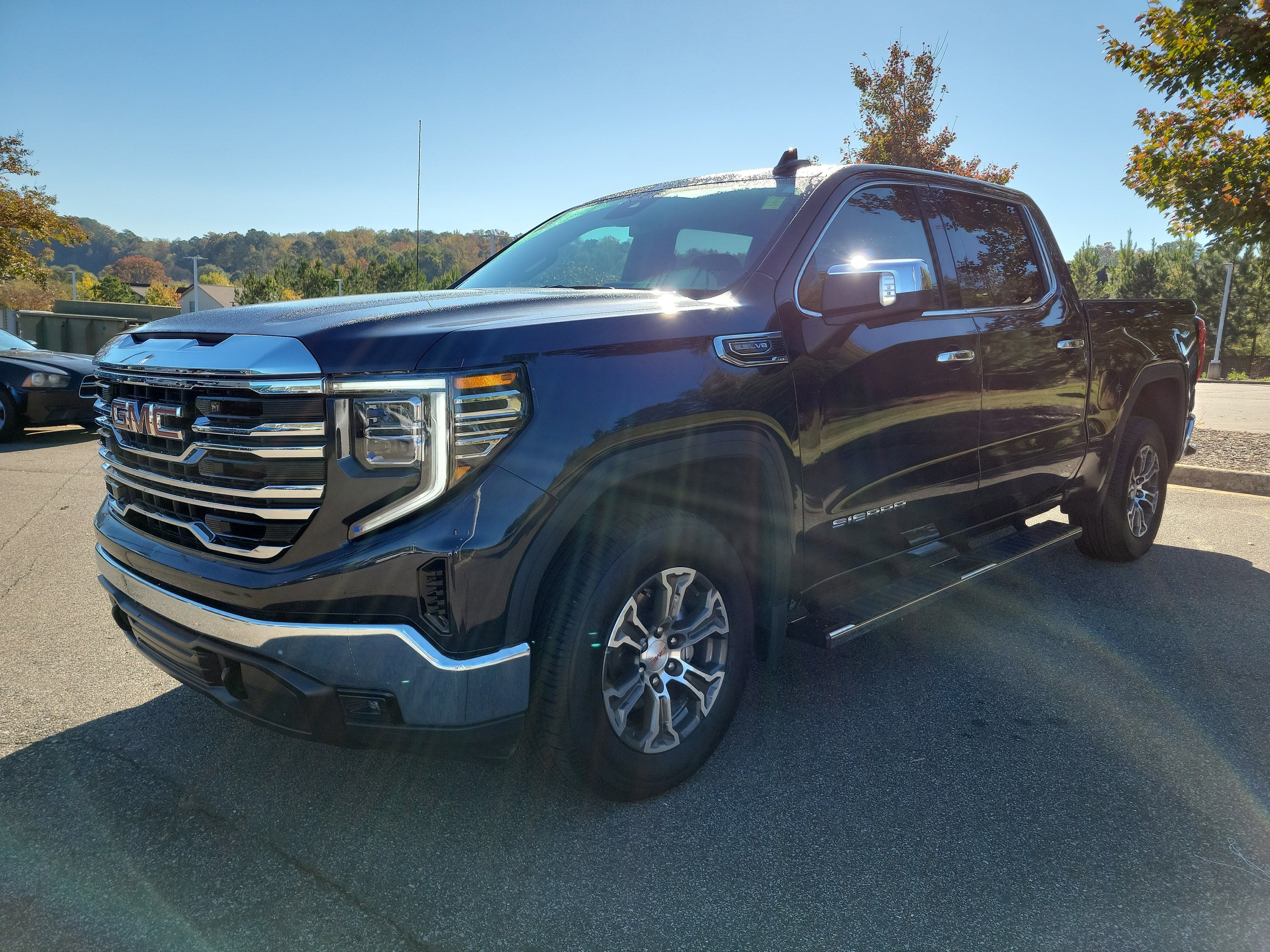 Used 2025 GMC Sierra 1500 SLT image 23