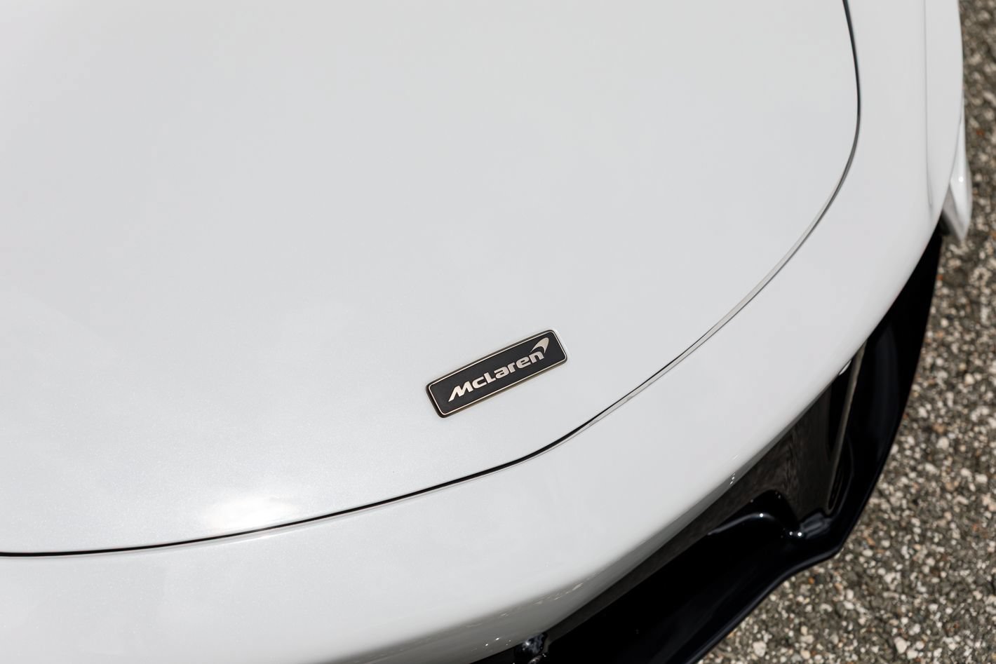 Used 2025 McLaren Artura Spider RWD image 20