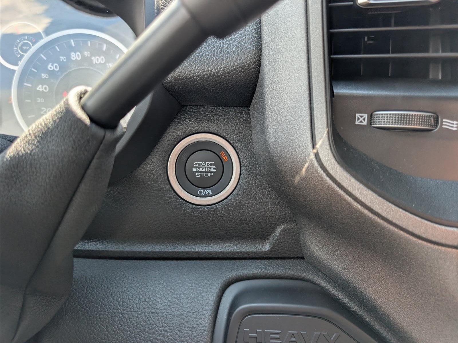 New 2026 RAM 2500 Tradesman AWD/4WD image 15