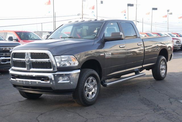 Used 2018 RAM 3500 SLT w/ Luxury Group image 6