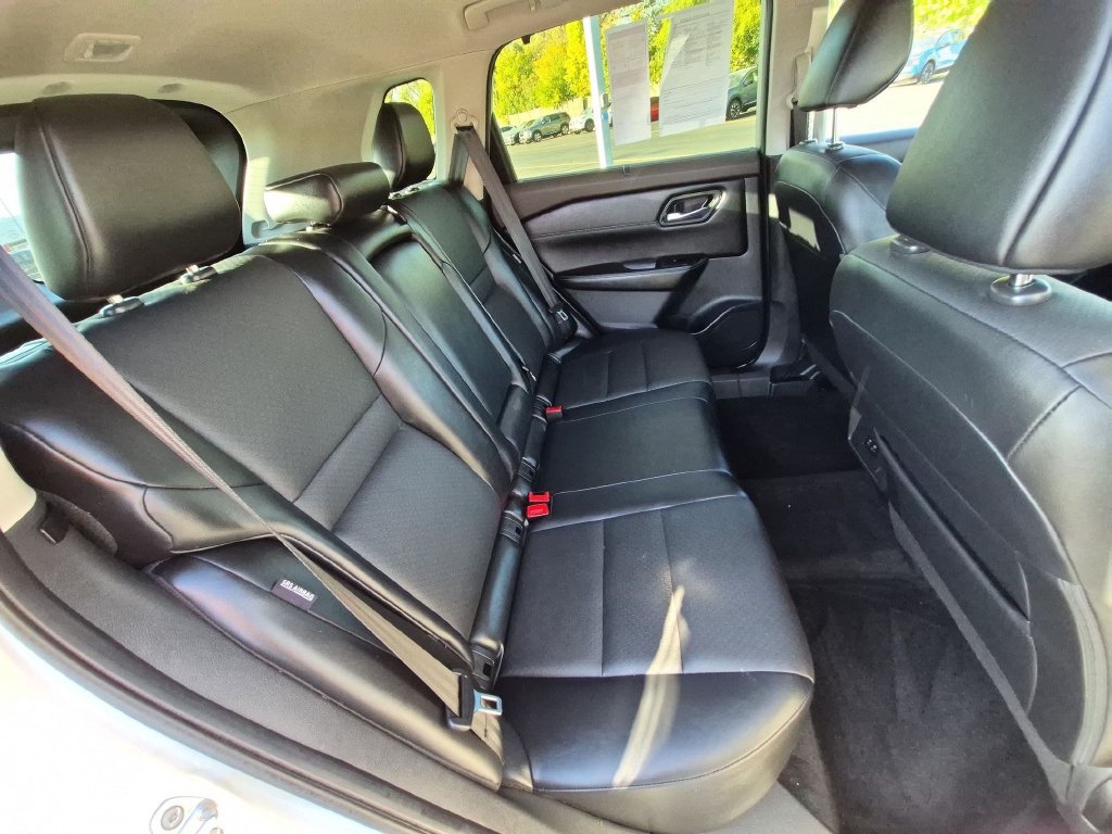 Used 2023 Nissan Rogue SV w/ SV Premium B Package AWD/4WD image 28