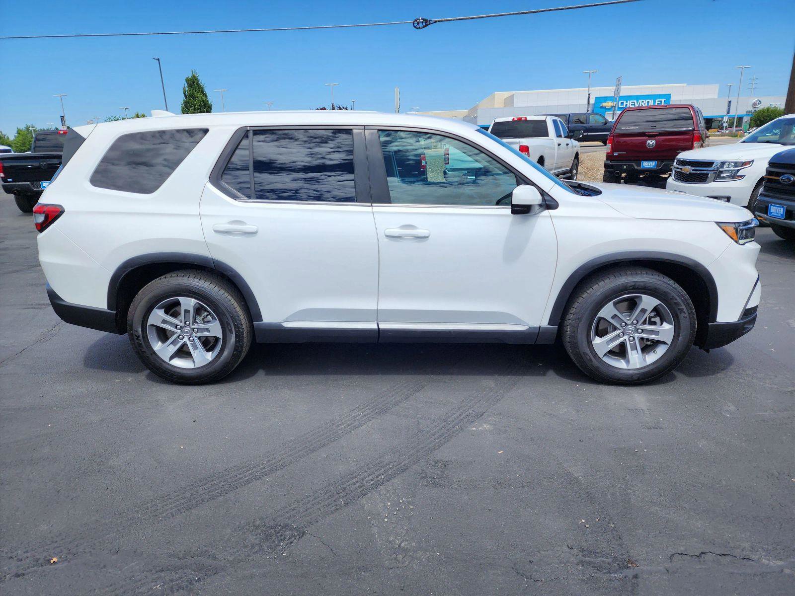 Used 2023 Honda Pilot EX-L image 4