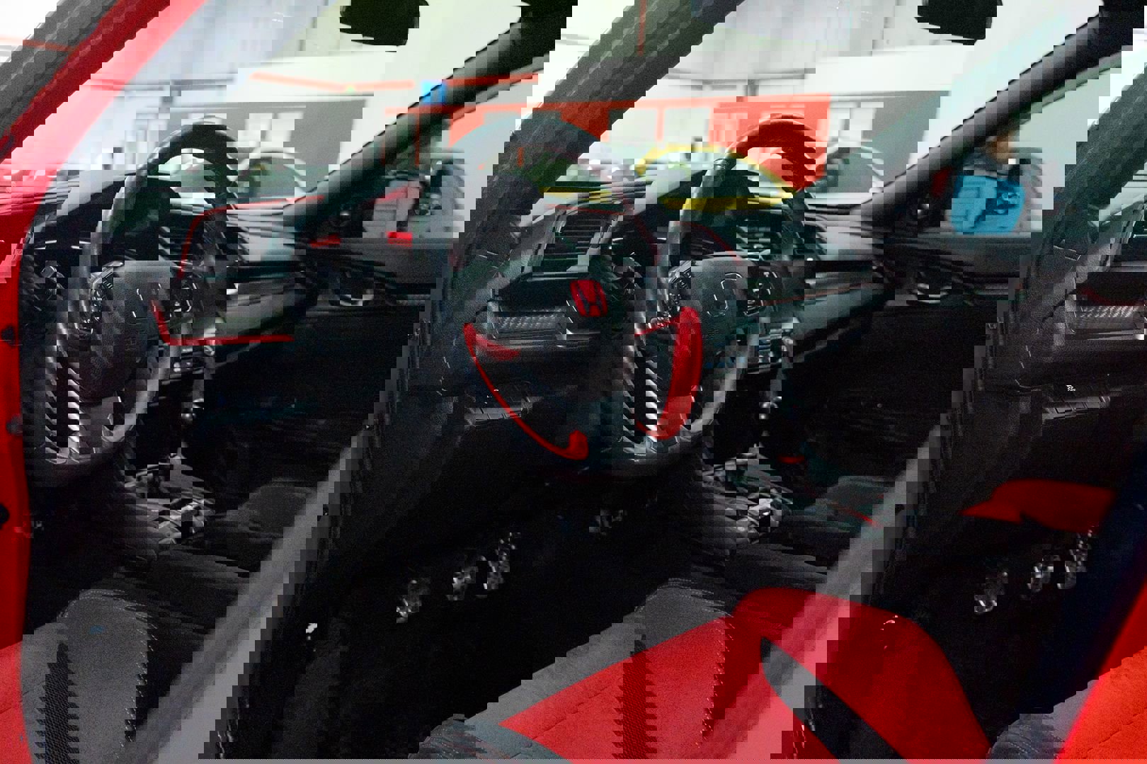 Used 2018 Honda Civic Type R image 26