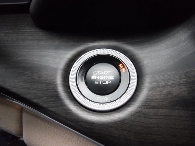 New 2025 Jeep Grand Cherokee Limited w/ MOPAR Finishing Package image 21