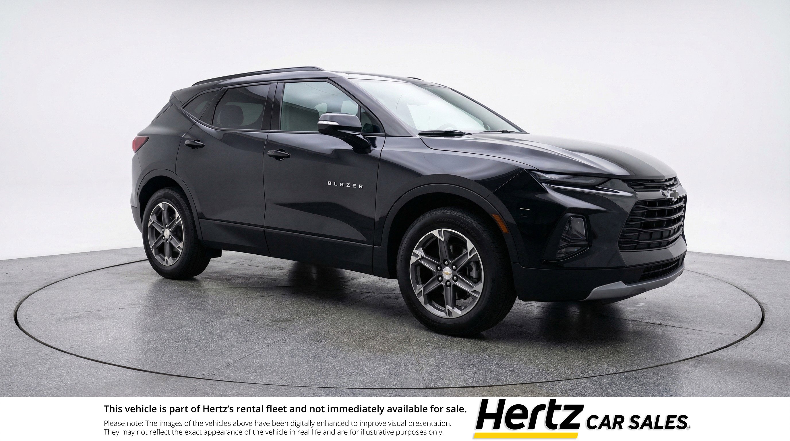 Used 2025 Chevrolet Blazer LT image 1