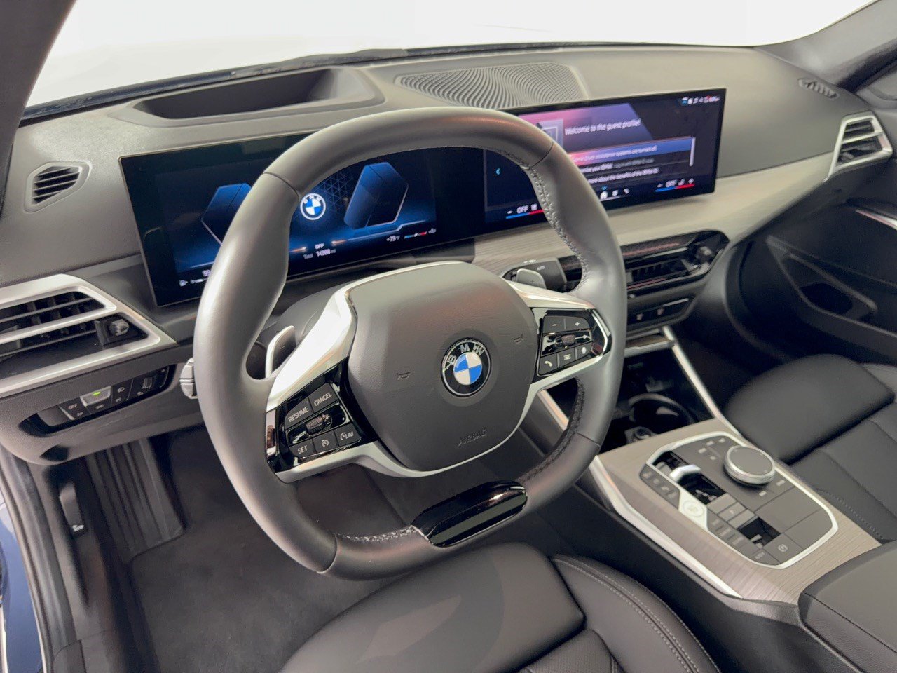 Certified 2026 BMW 330i xDrive Sedan AWD/4WD image 4
