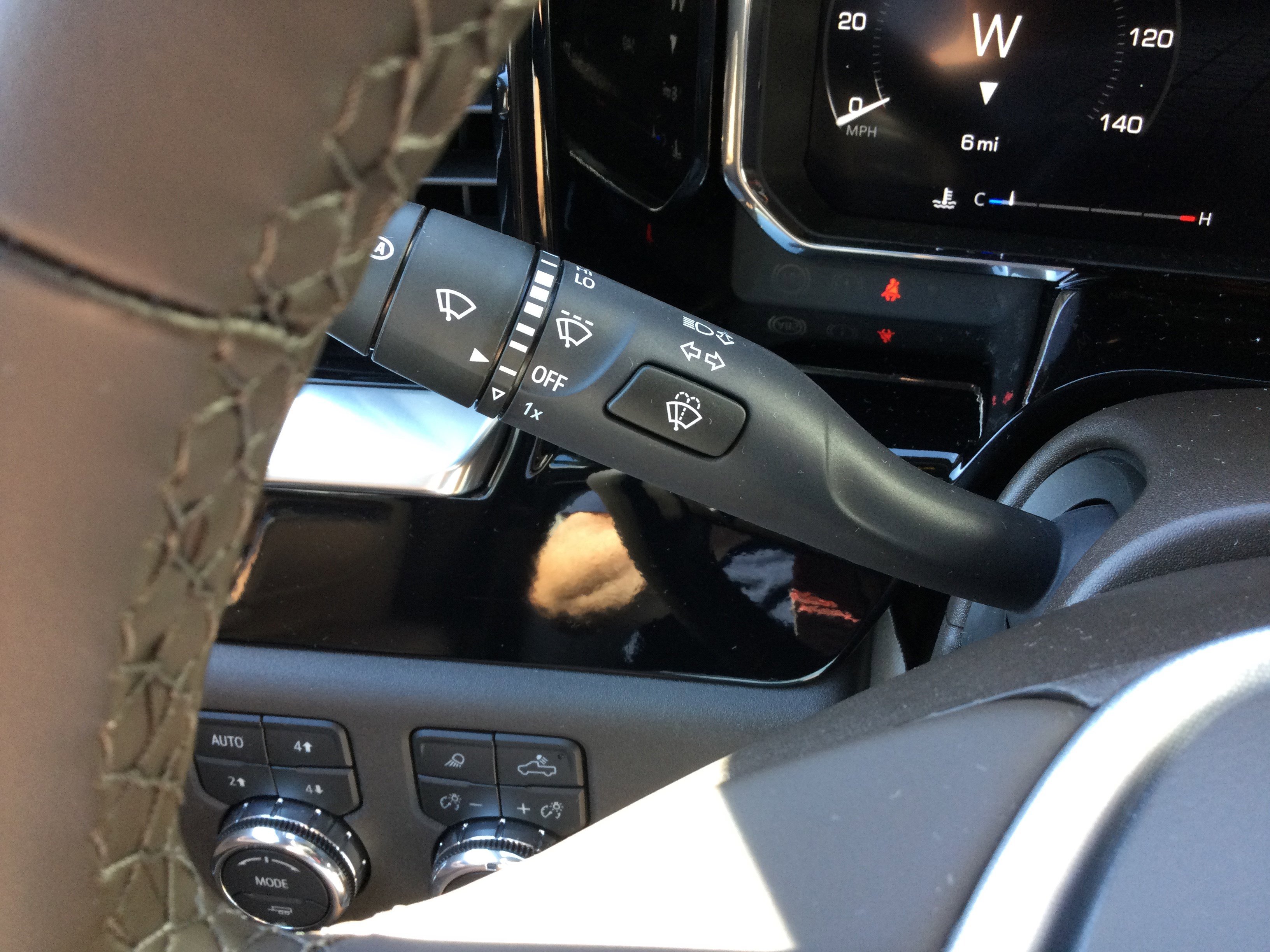 New 2026 GMC Sierra 2500 SLT w/ SLT Premium Package image 17