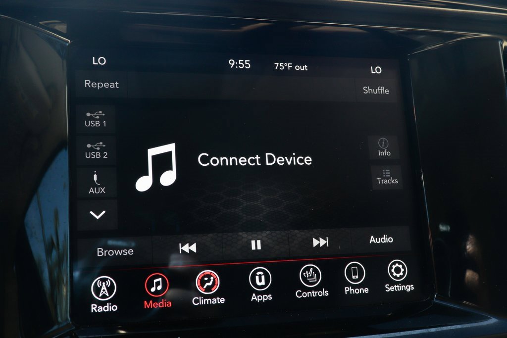 Used 2021 Dodge Durango SXT image 28