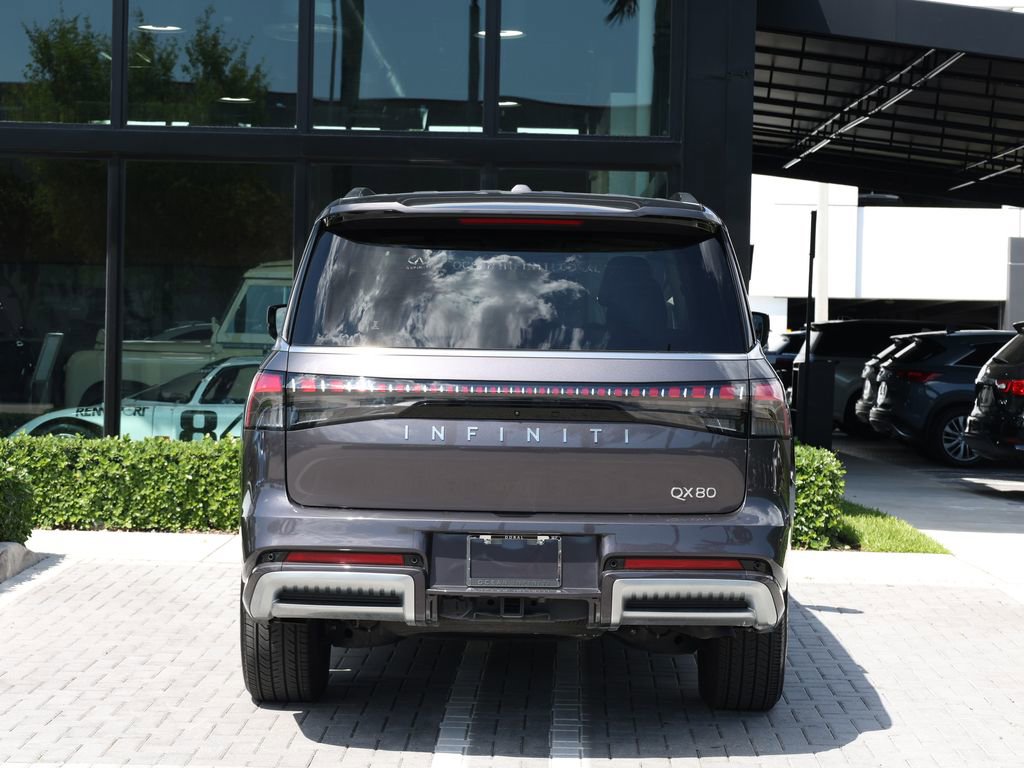 Certified 2025 INFINITI QX80 Pure image 6