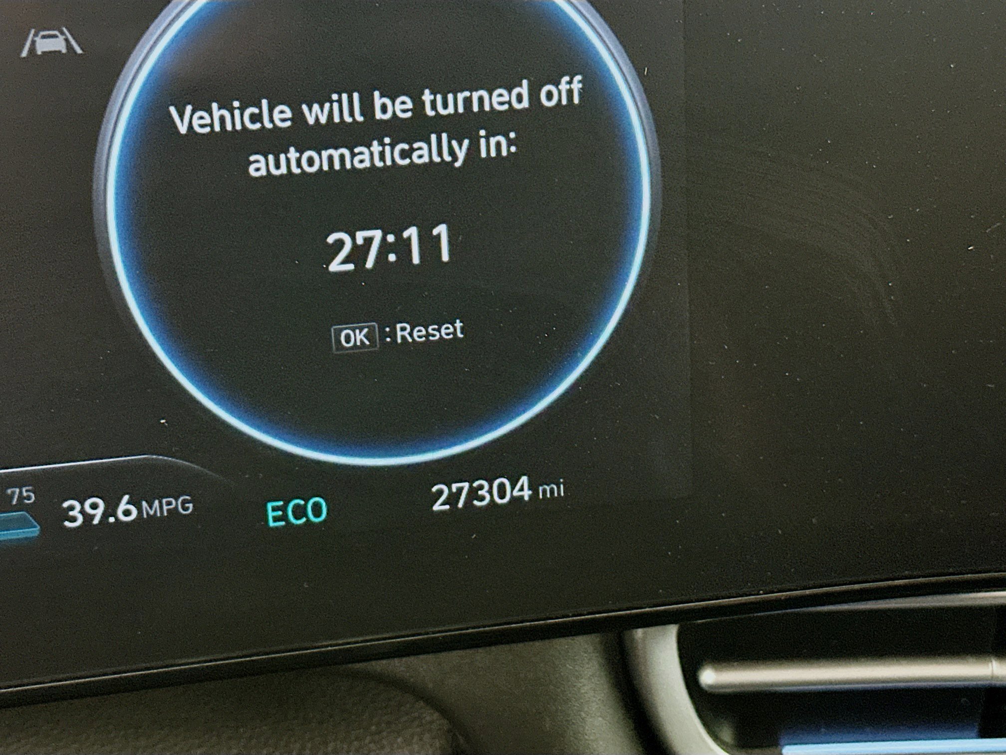 Used 2025 Hyundai Elantra Limited image 19