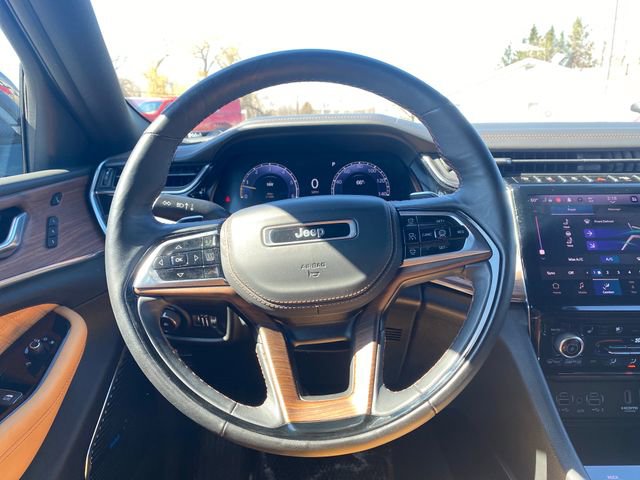 Used 2023 Jeep Grand Cherokee Summit w/ Rear Seat Video Group I AWD/4WD image 21