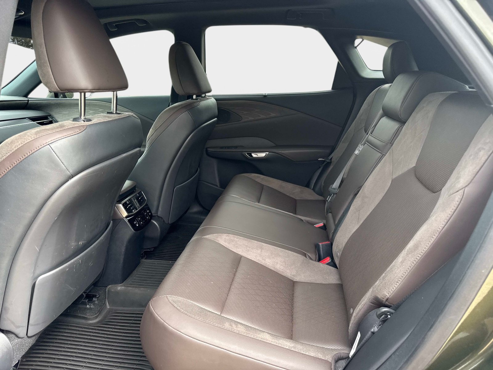Used 2023 Lexus RX 350 FWD w/ Accessory Package (Z1) image 13