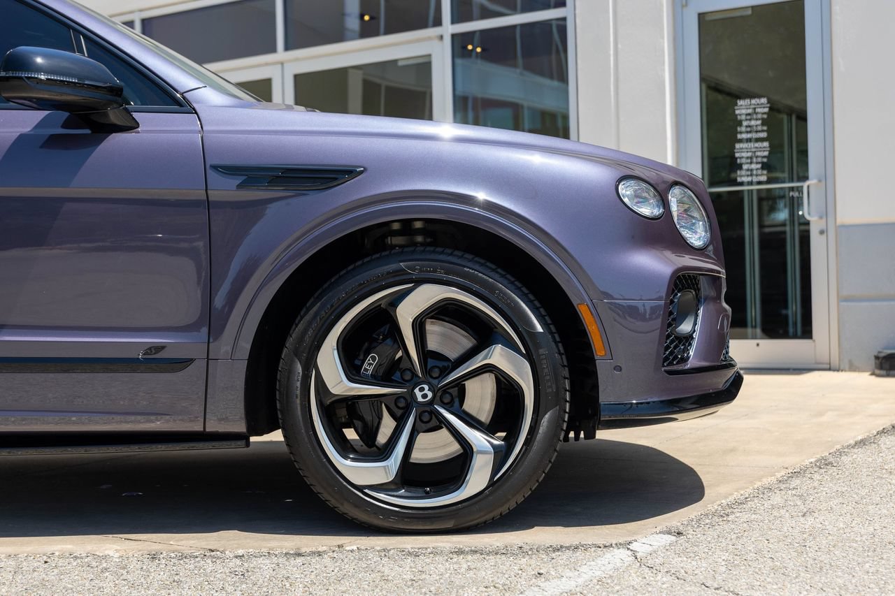 Certified 2023 Bentley Bentayga AWD/4WD image 6