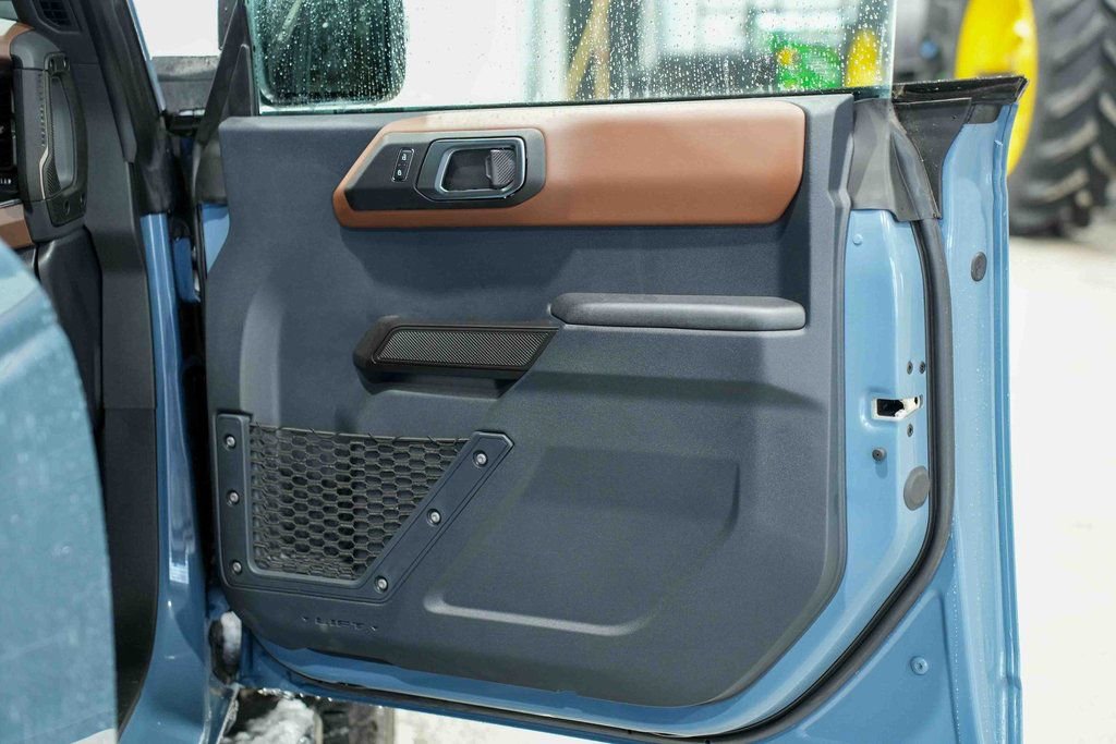 Used 2024 Ford Bronco Outer Banks w/ Sasquatch Package image 16