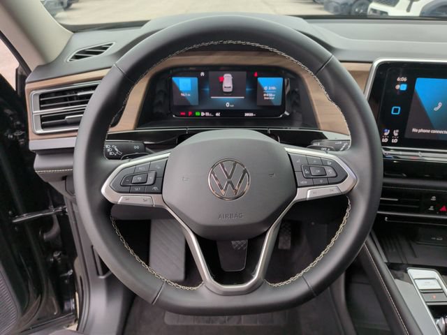 Used 2026 Volkswagen Atlas SE AWD/4WD image 12