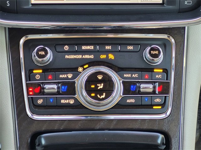 Used 2019 Lincoln Continental Reserve image 14