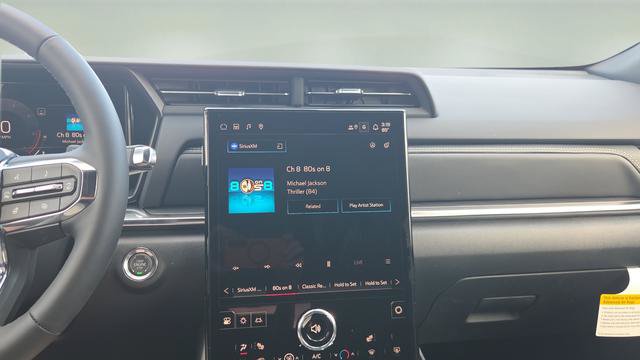 New 2026 GMC Terrain Elevation w/ Technology Package II AWD/4WD image 11